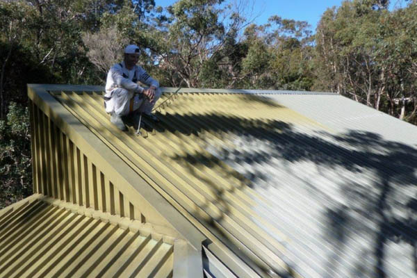 How to ensure you have high quality roof painting in Sydney with Summit Coatings