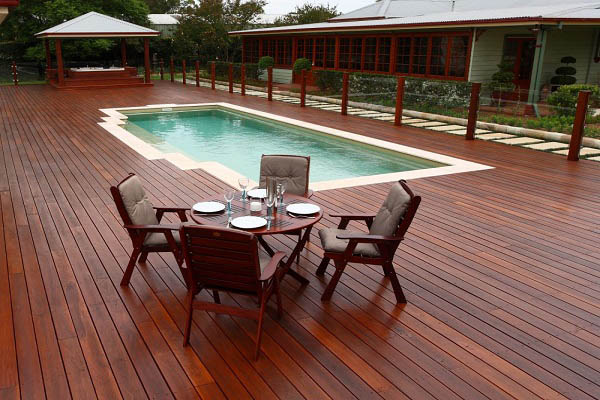 Deck staining and restoration tips from our Northern Beaches residential painter