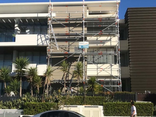 narrabeen-strata-painting-sydney-winner-residential-multi-unit-repaint-summit-coatings